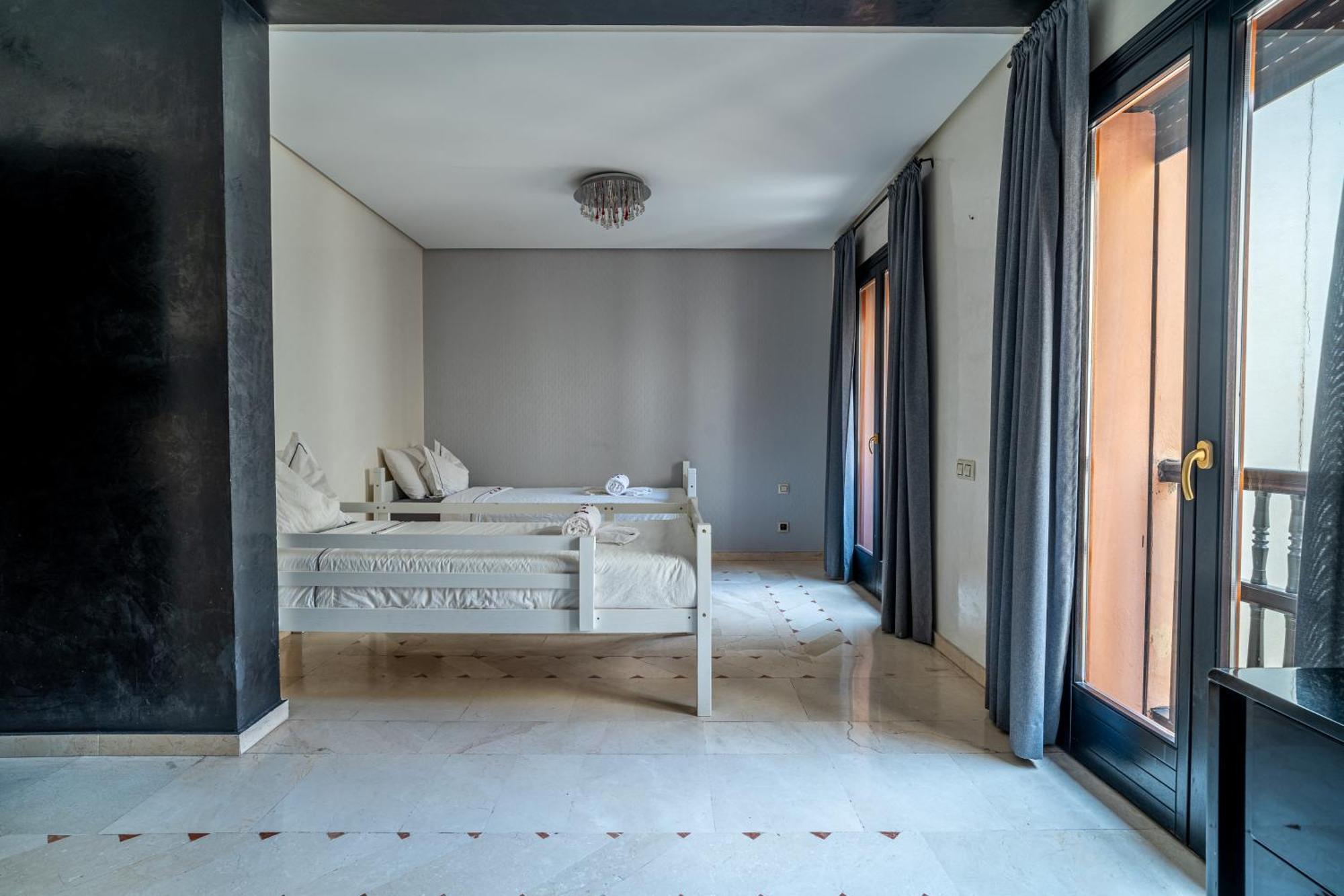 Appartement Haut Standing Gueliz Plaza Marrakesh Exterior photo