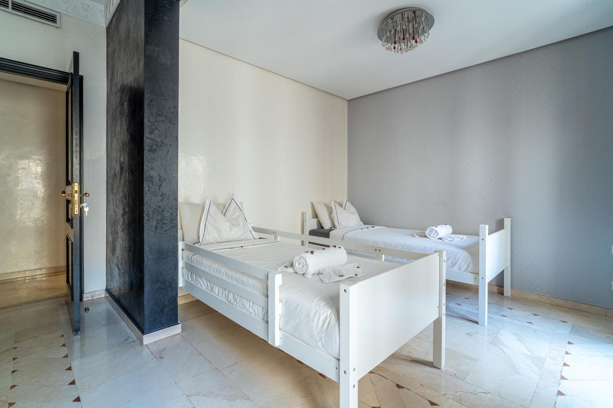 Appartement Haut Standing Gueliz Plaza Marrakesh Exterior photo